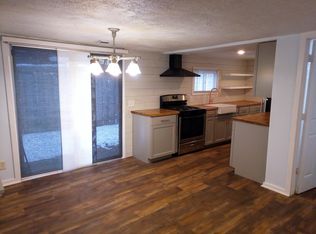 736 Salmon Ave, South Beloit, IL 61080