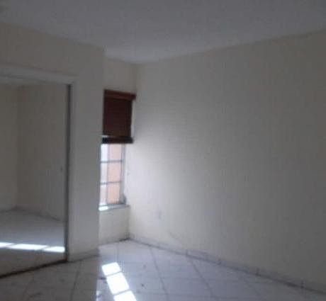 5th image of 3900 SW 42nd Ave