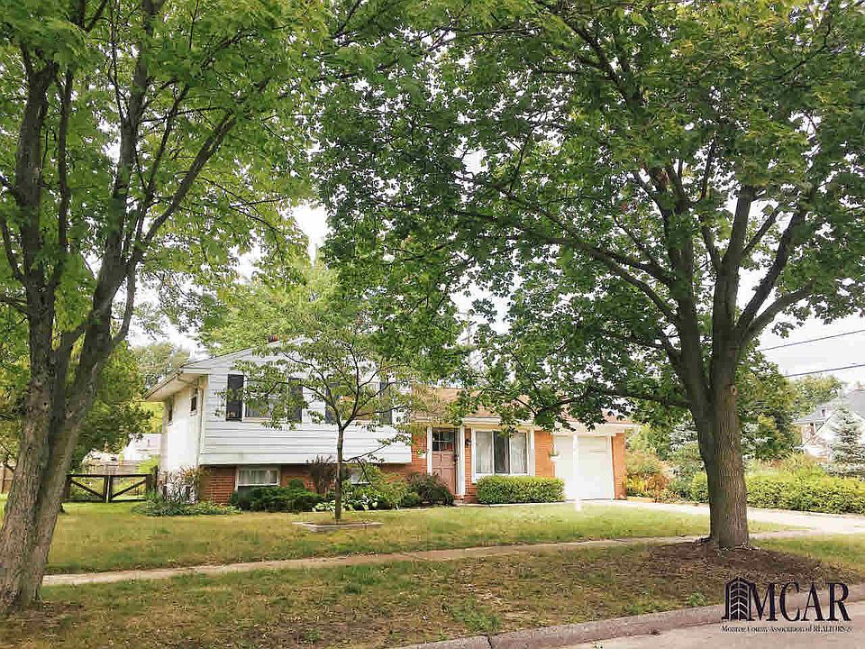 1st image of 7389 Middlebury Dr