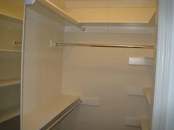 9947 Robbins Dr #203 — Photo 8