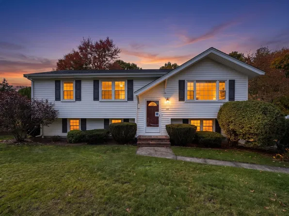 720 North St, Bridgewater, MA 02324