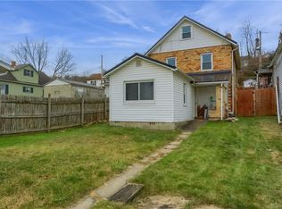 817 South St, Ellwood City, PA 16117