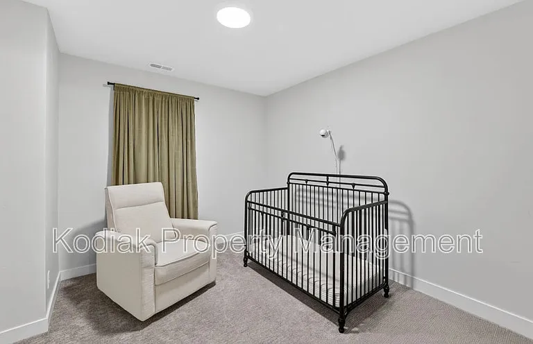 979 W Shoreline Dr — Photo 19