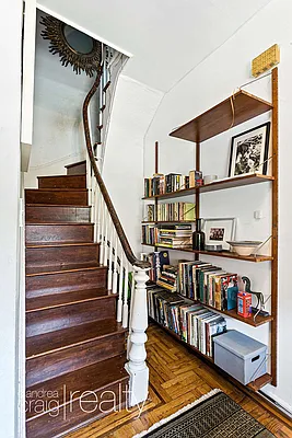 Rented by D'Andrea Craig Realty | media 21