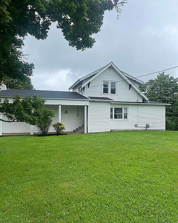 1st image of 99 Lexington Ontario Rd