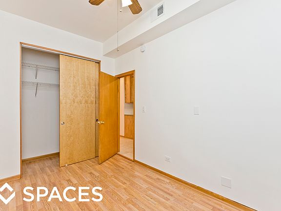 3rd image of 1834 N Wood St APT 2F