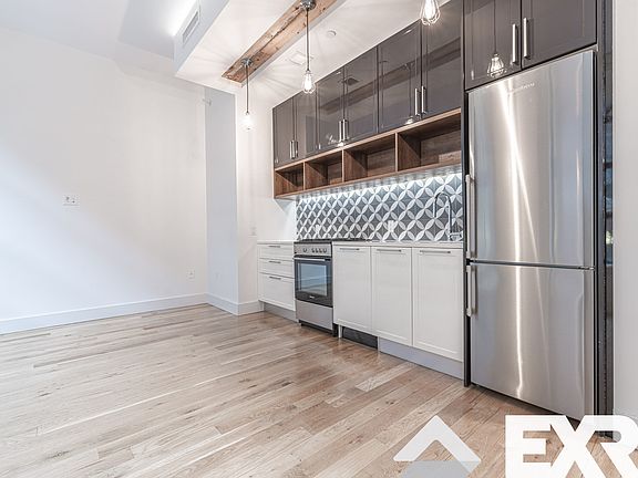 5th image of 41-21 28th St #6X