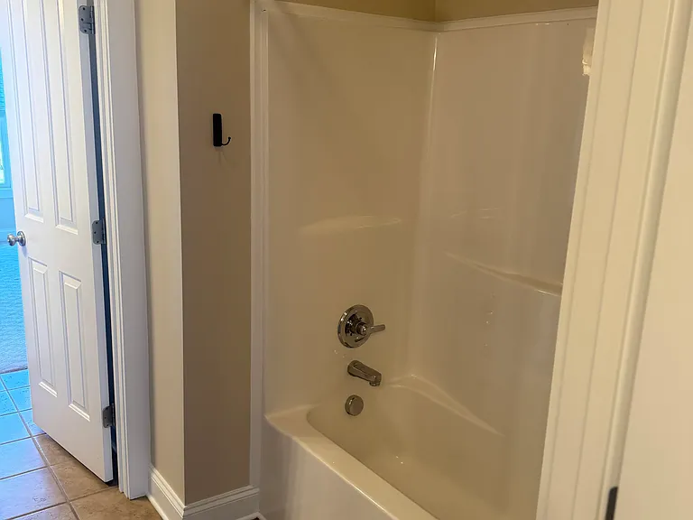 116 Savannah Ave — Photo 20