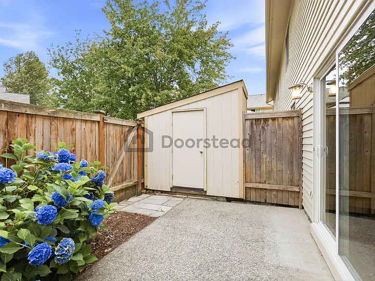 115 124th St SE #F5 — Photo 33