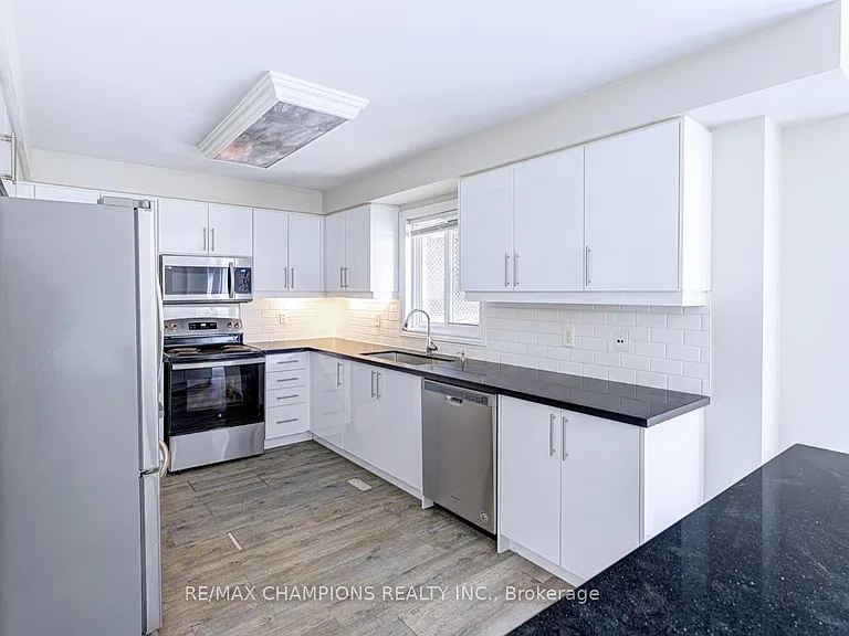 20 Bell St — Photo 26