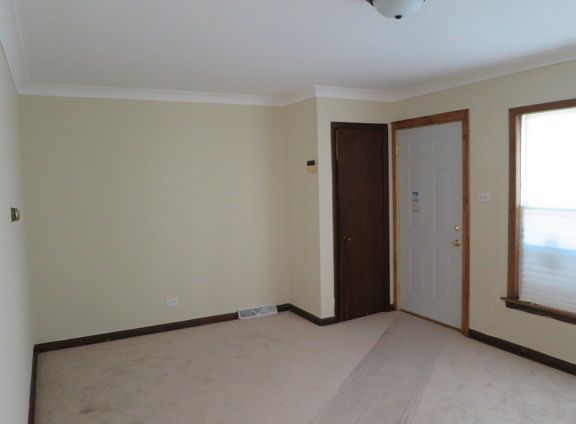 2nd image of 6811 S Artesian Ave