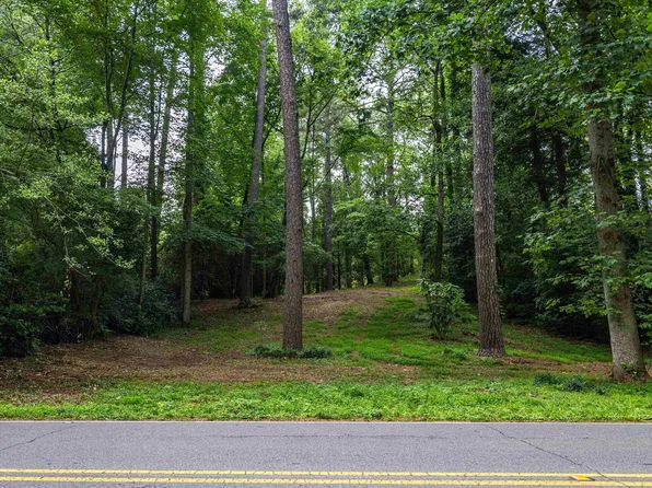 2950 Mountain Brook Pkwy #62, Birmingham, AL 35223