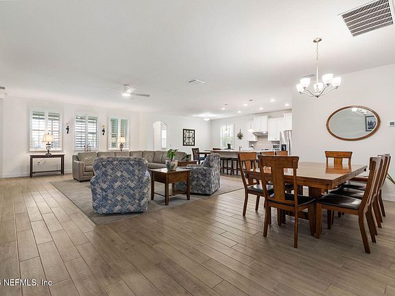 4th image of 2824 MONAGHAN Drive