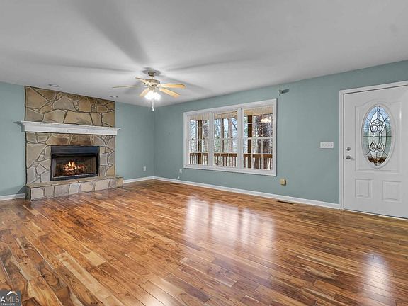 5th image of 86 Carson Cove Rd #5
