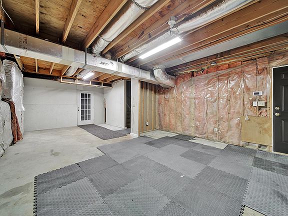 Extra basement room area