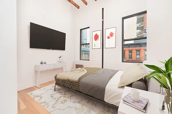 Rented by Living New York | media 12