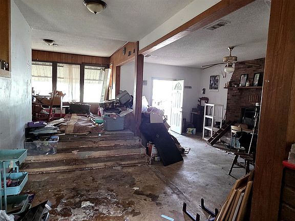 5th image of 501 Jefferson Pl