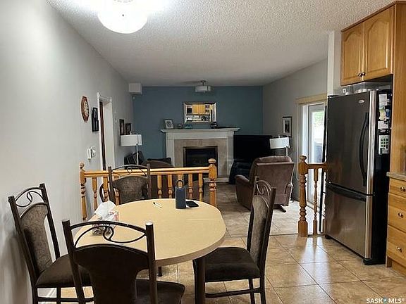 5th image of 2219 Mahony Cres