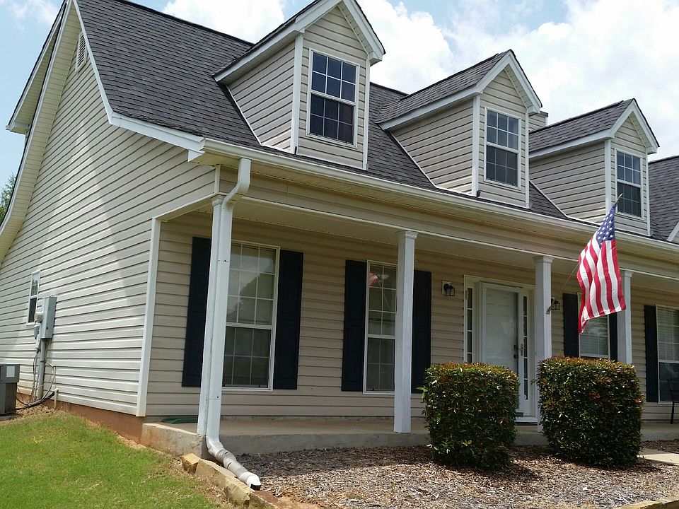 2nd image of 904 Lochwolde Ln