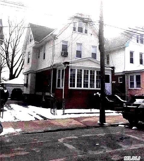 1st image of 8512 89th Ave