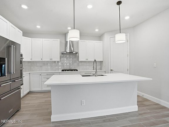 5th image of 184 COBALT Lane