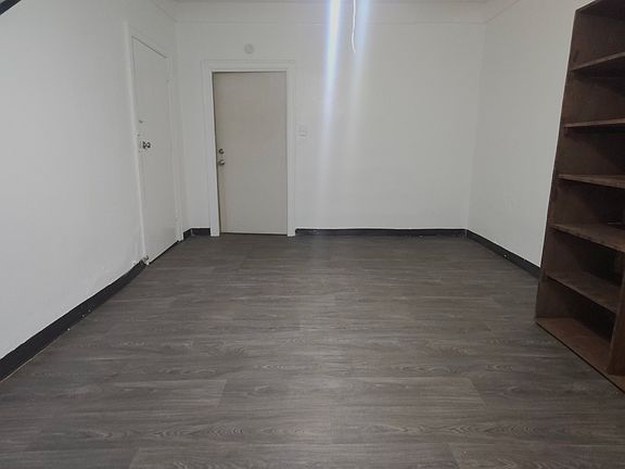 5th image of 3804 Brandt St APT 10