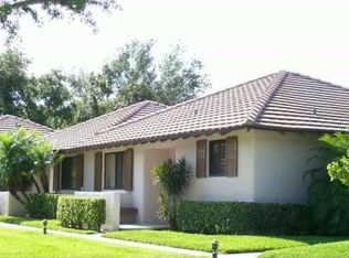 310 Club Dr, Palm Beach Gardens, FL 33418
