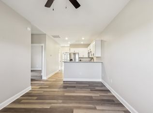100 Five Oak Ln, Hartsville, TN 37074