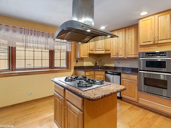 5th image of this home