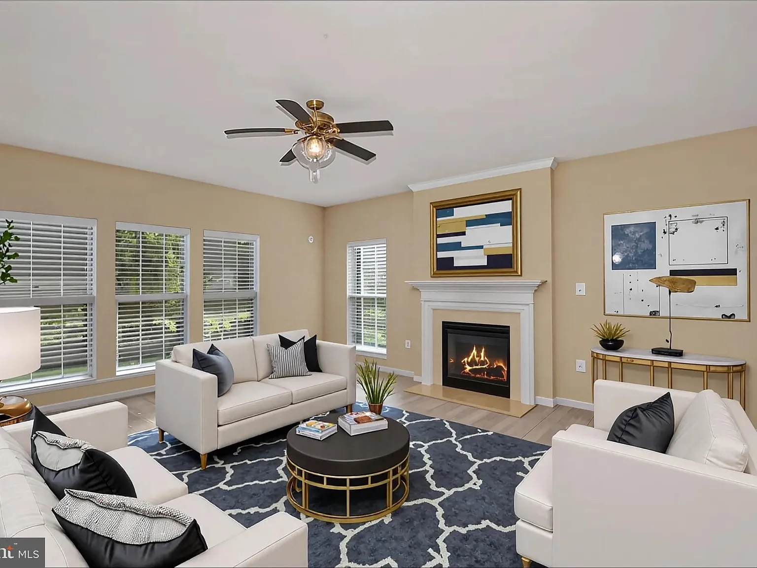 4 bed, 2.5 bath, 3108 sqft, $3,900 — Photo 4