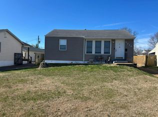 3716 Carondelet Blvd, Saint Louis, MO 63123