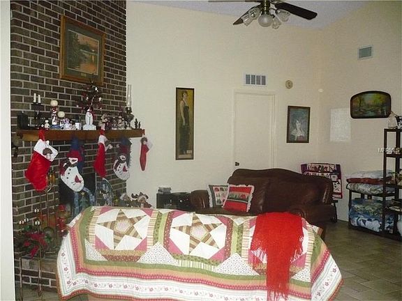 5th image of 940 Lowry Ave