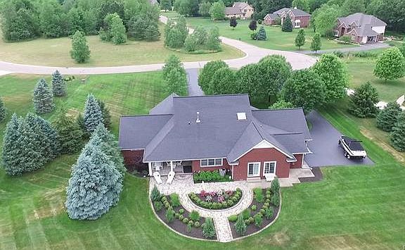 4th image of 2216 Wildflower Ln
