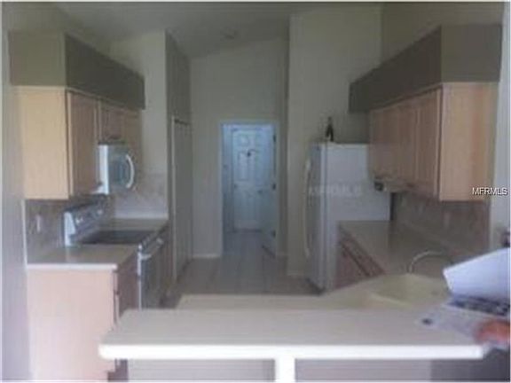 3rd image of 10509 Lucaya Dr