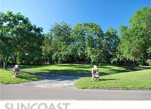 3rd image of 750 34th Ave N