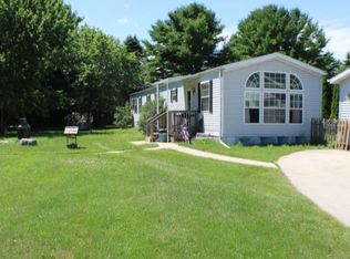 7136 Tannery Rd, Two Rivers, WI 54241