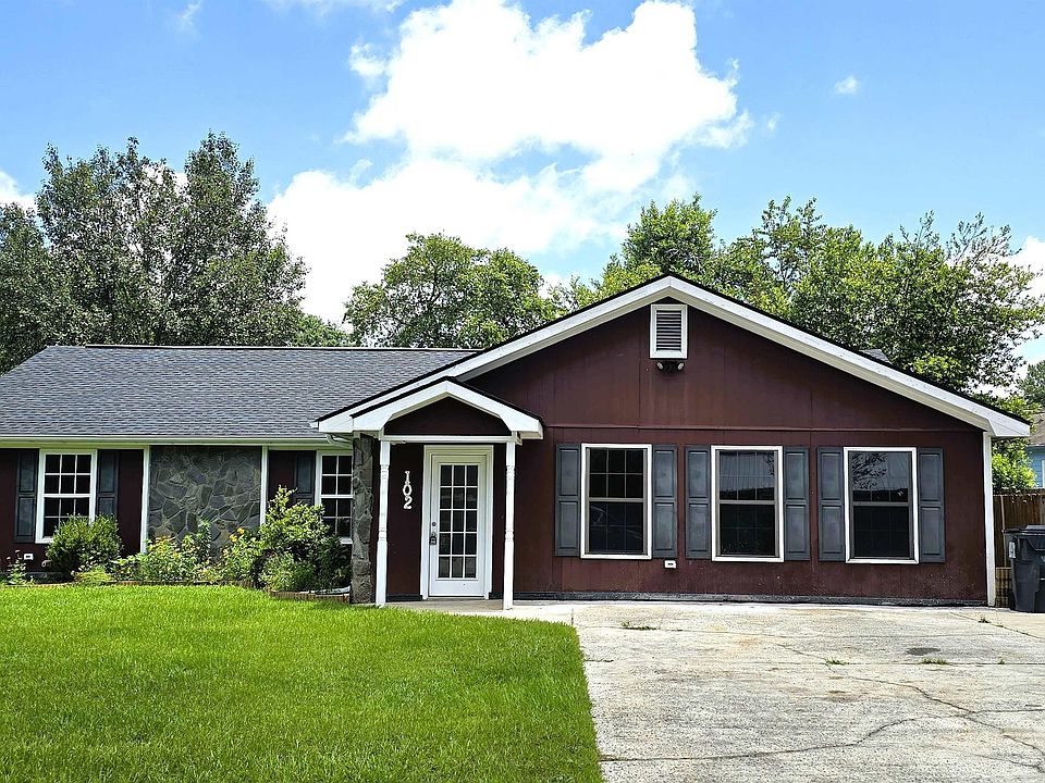 1st image of 102 Buckskin Dr