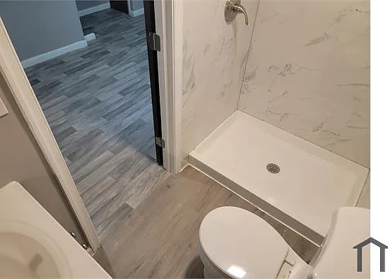 1503 Aldeney Ave — Photo 7