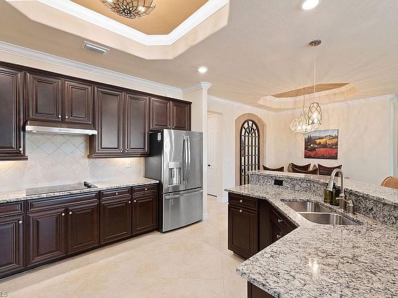 4th image of 28086 Edenderry Ct