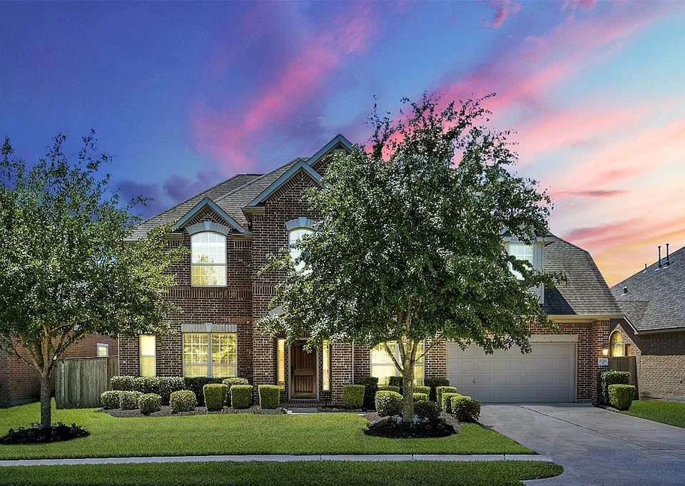 1st image of 27211 Horseshoe Falls Ln