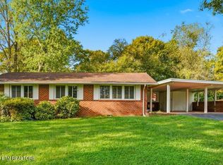 807 Picadilly Rd NW, Knoxville, TN 37909