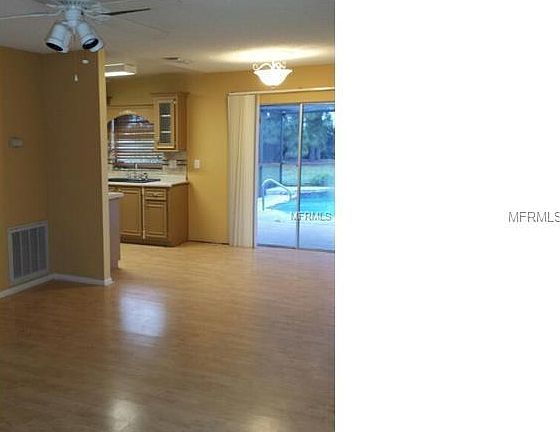 5th image of 1052 Bridlewood Way
