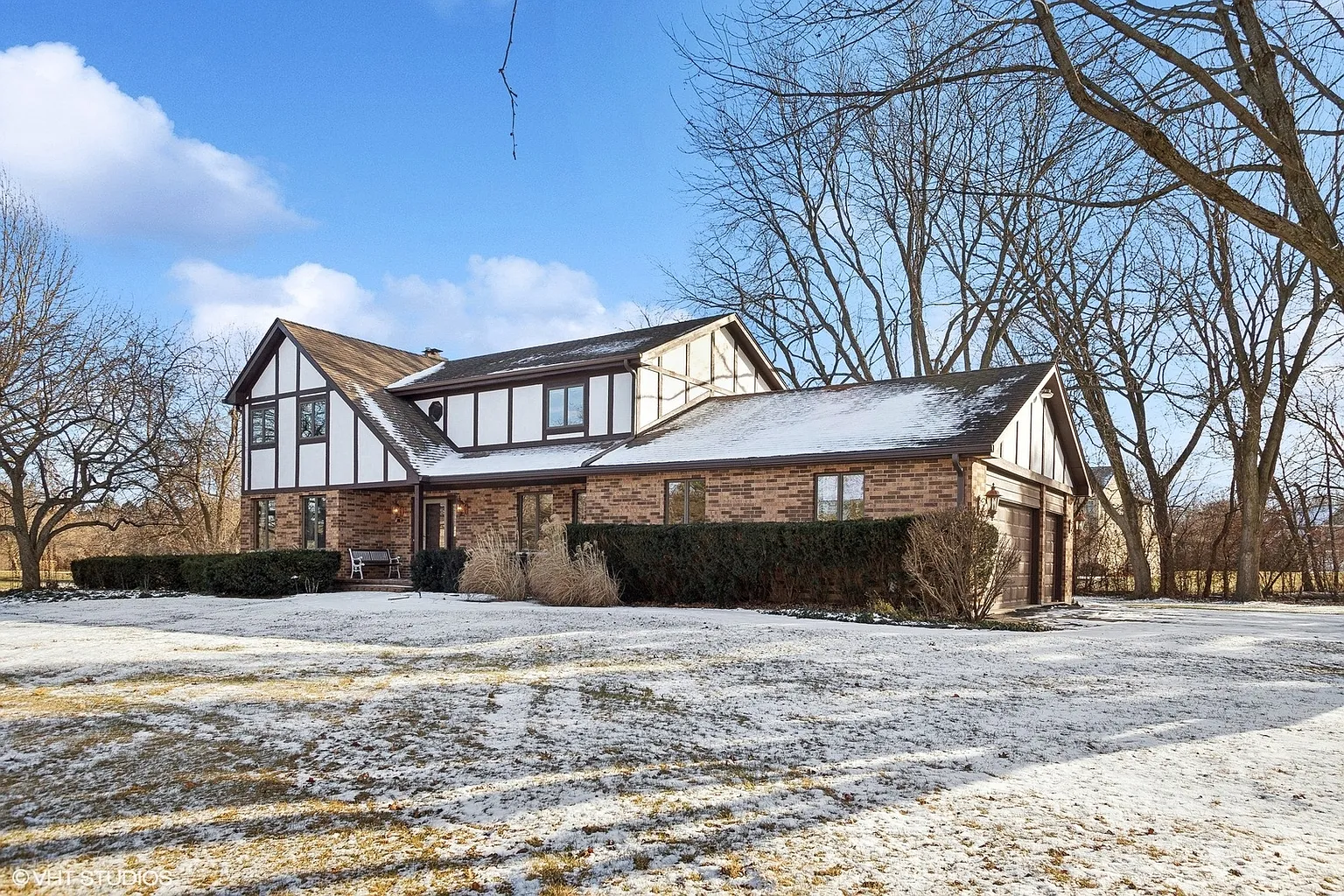 16 Norbert Dr photo 1