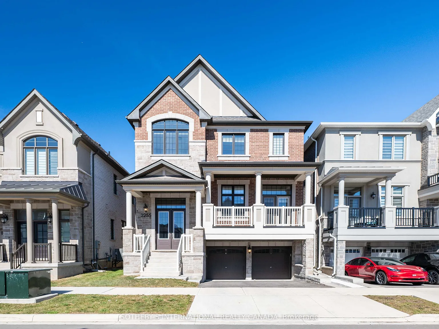 5 bed, $4,700 — Photo 1