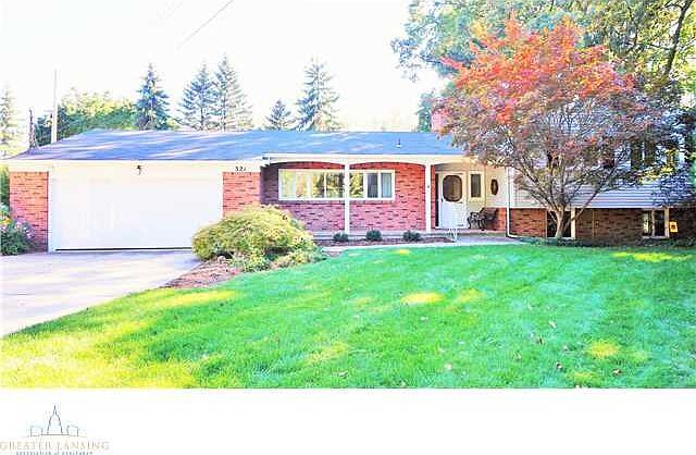 1st image of 321 E Loree Dr