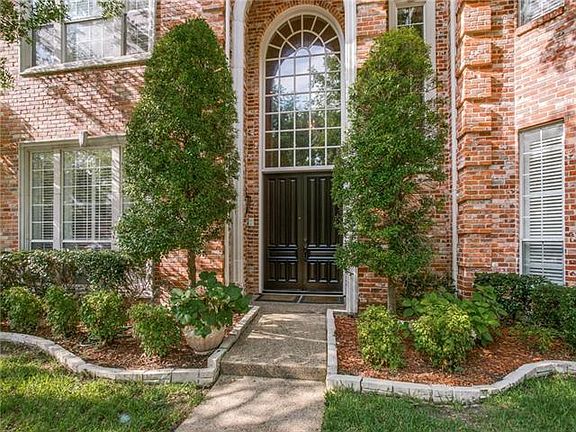 2nd image of 5028 Charles Pl