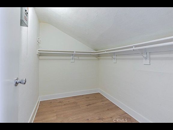 3rd image of 7047 Milton Ave