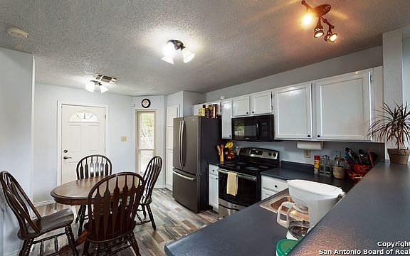 4th image of 12111 Stoney Xing #12111