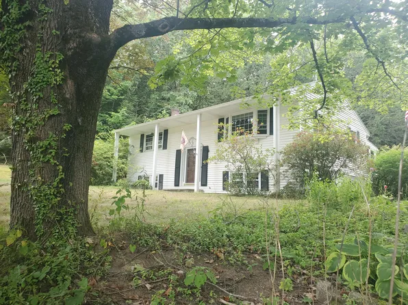 332 Gray Road, Gorham, ME 04038