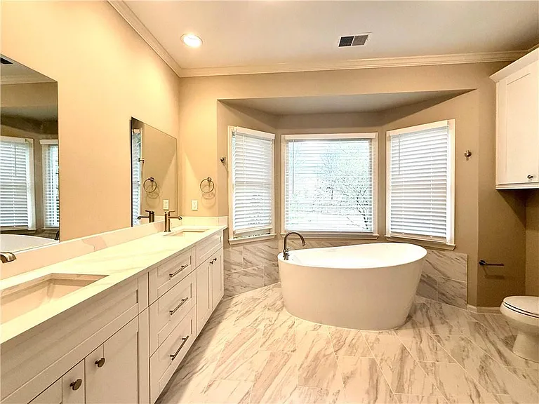 11175 Linbrook Ln — Photo 17